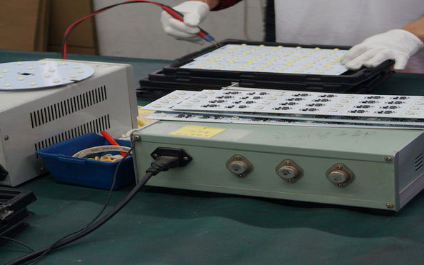 Sunshine Opto-electronics Enterprise Co.,ltd Produktionslinie des Herstellers