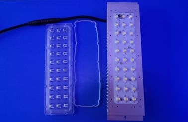 Straßenlaterne-Komponenten 30 Watt-LED mit optischen PC Linsen-Befestigungen