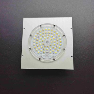 120° Abstrahlwinkel SMD 3030 LED-Lichtlinse mit 92 % Lichtdurchlässigkeit für Straßen-, Hallen- und Industriebeleuchtung