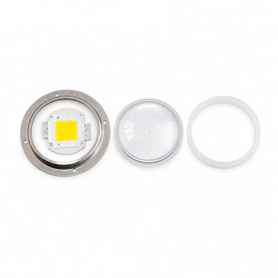 LED-Glaslinse mit 78 mm Durchmesser, 120 Grad Abstrahlwinkel und 93 % Durchlässigkeit für Hallenlicht