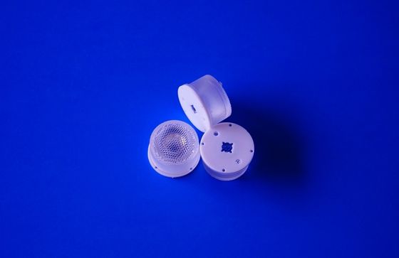 Wasserdichtes 45-Grad-Strahlwinkel 22mm LED-Kollimatorobjektiv PMMA Optikobjektiv für LED-Spotlight